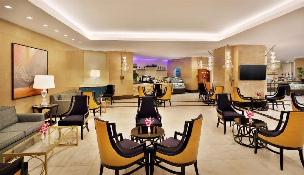 Hilton Suites Makkah image 10